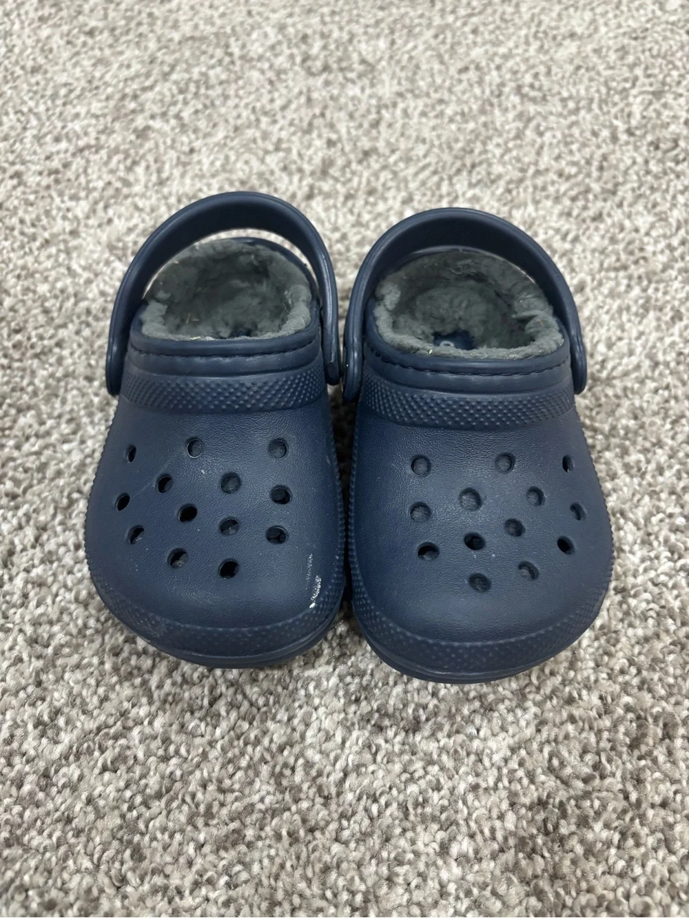CROCS Kids Navy Blue Fleece-Lined Clogs